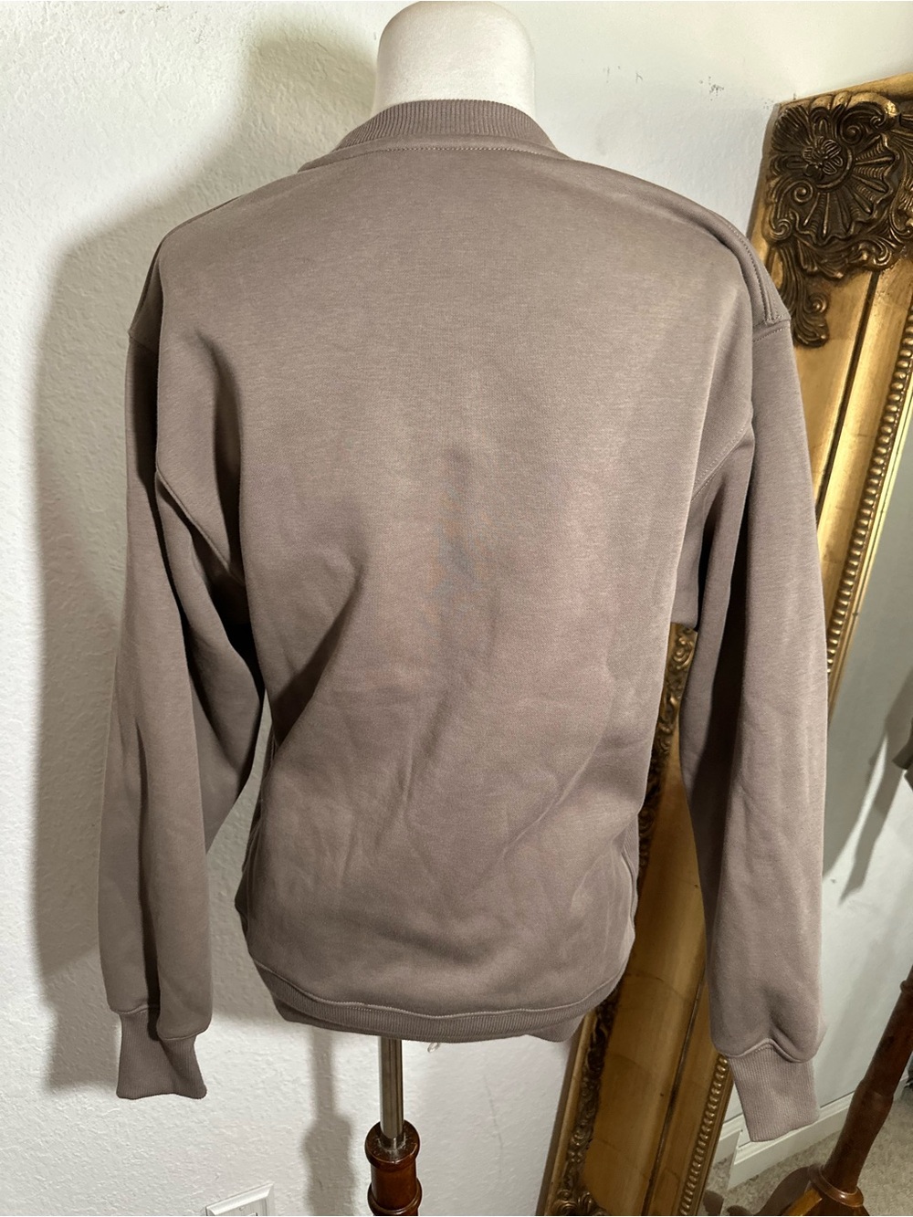 New Pumiey Oversized Fleece Crewneck Sweatshirt With Pockets in Gravel Size XS - Picture 3 of 8